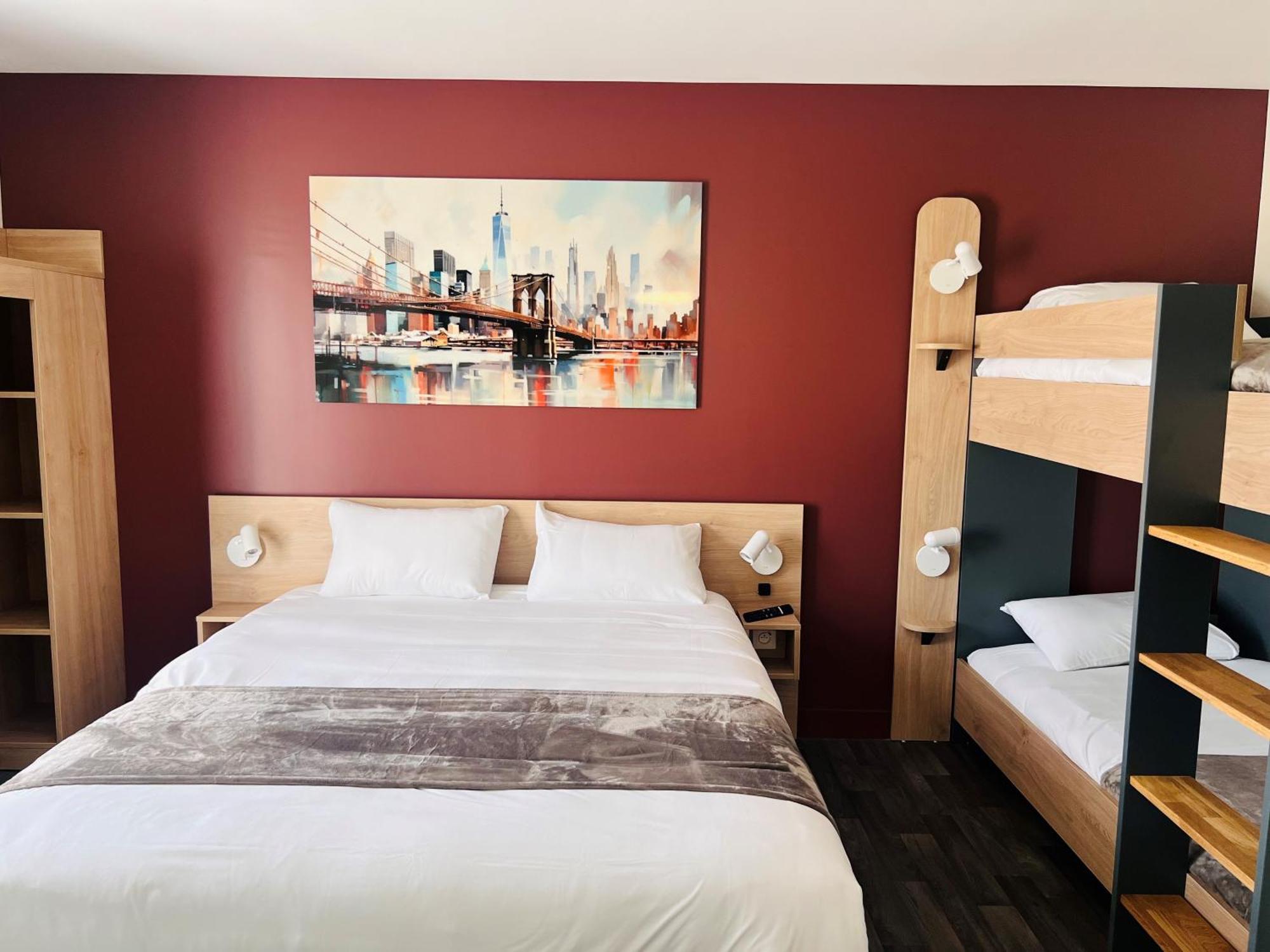 Hotel Wood Inn Bordeaux Aeroport เมรินแญค ภายนอก รูปภาพ