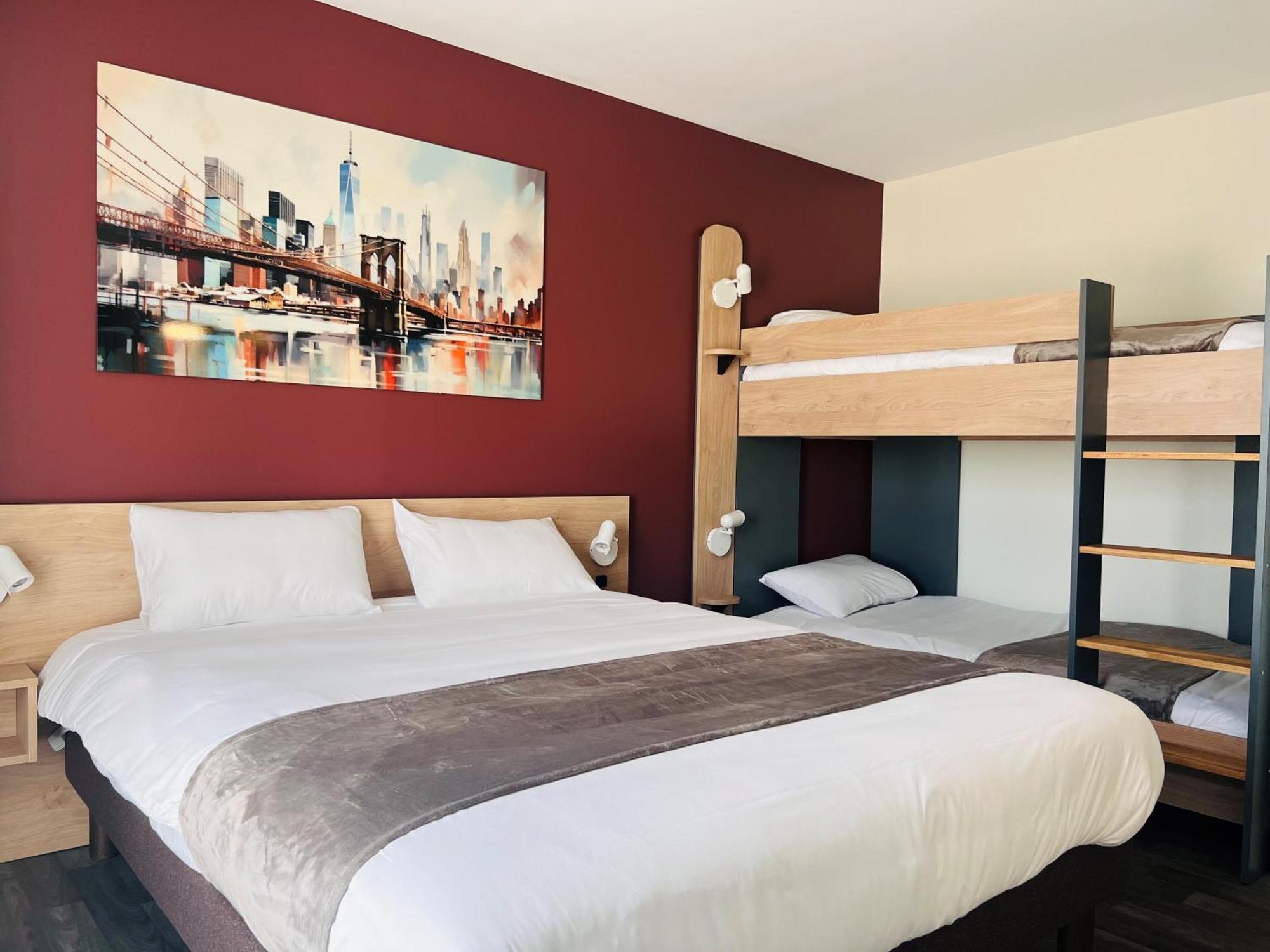 Hotel Wood Inn Bordeaux Aeroport เมรินแญค ภายนอก รูปภาพ